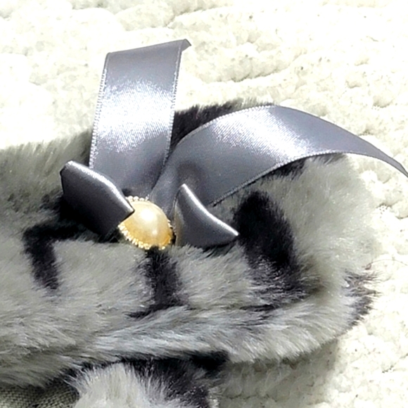 NWT Friends Forever Faux Fur Dog Scarf Size XS/S - Picture 4 of 11